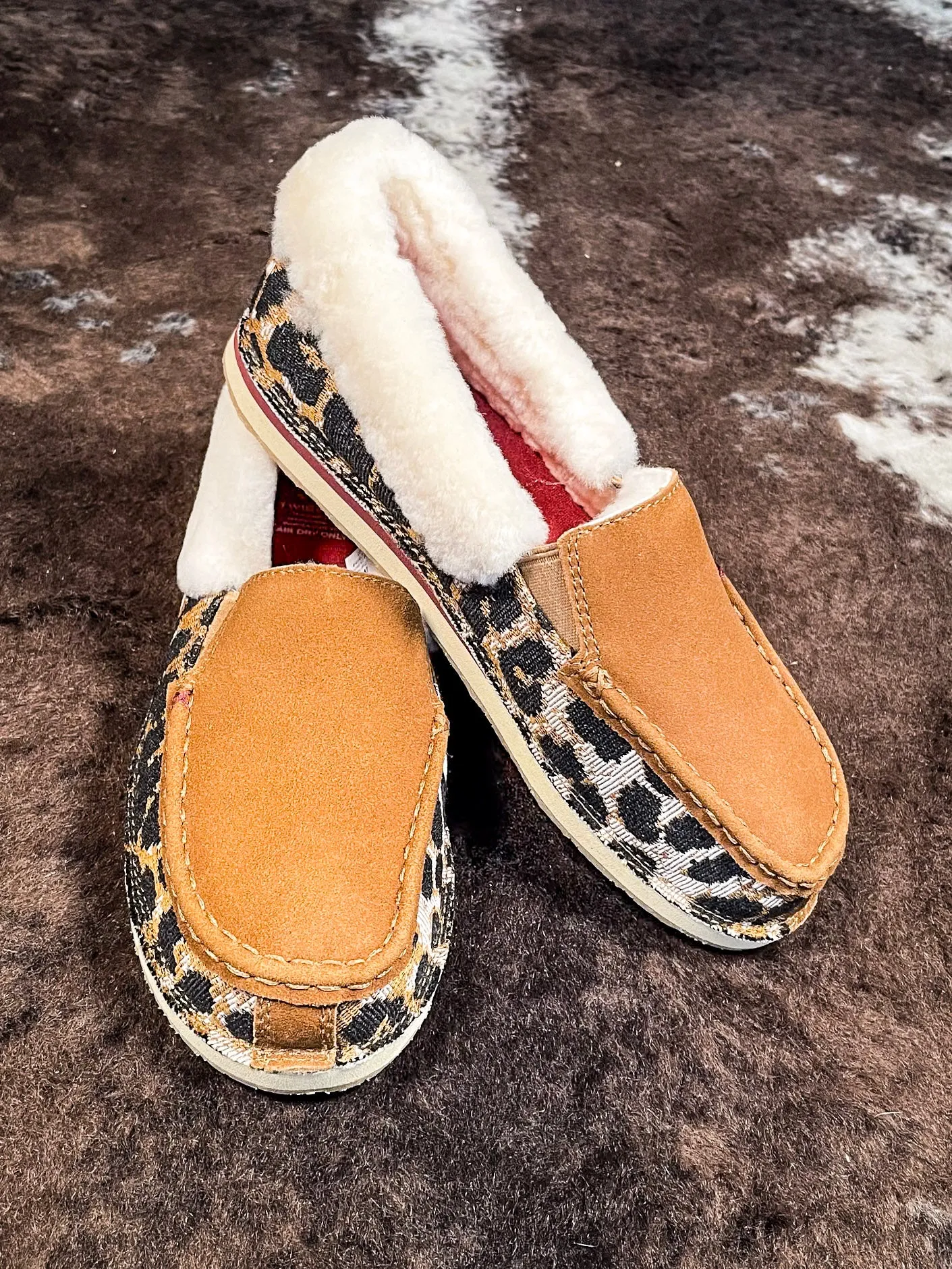 Mia Twisted X Slip - On Loafer - Tan & Cheetah