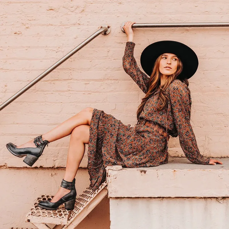 Nicole - Comfort Shoes