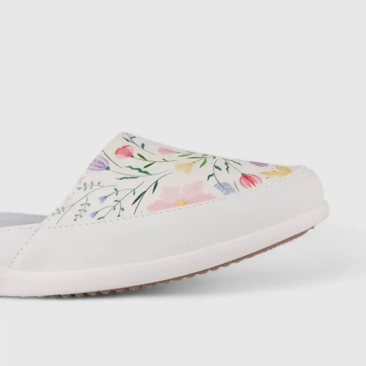 PC Casual Pumps White Floral 10550