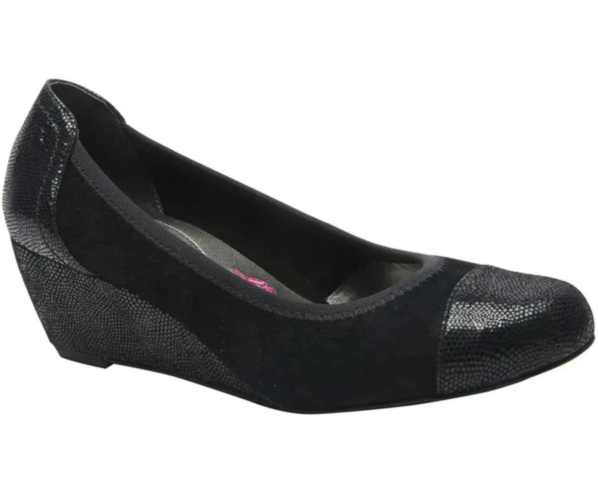 Ros Hommerson Women's Harlow Cap Toe Wedge Shoes