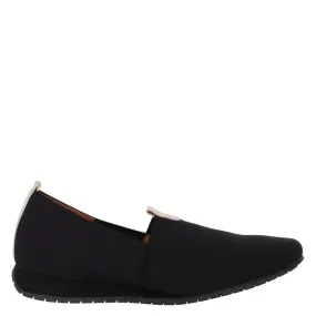 TUMAI BLACK