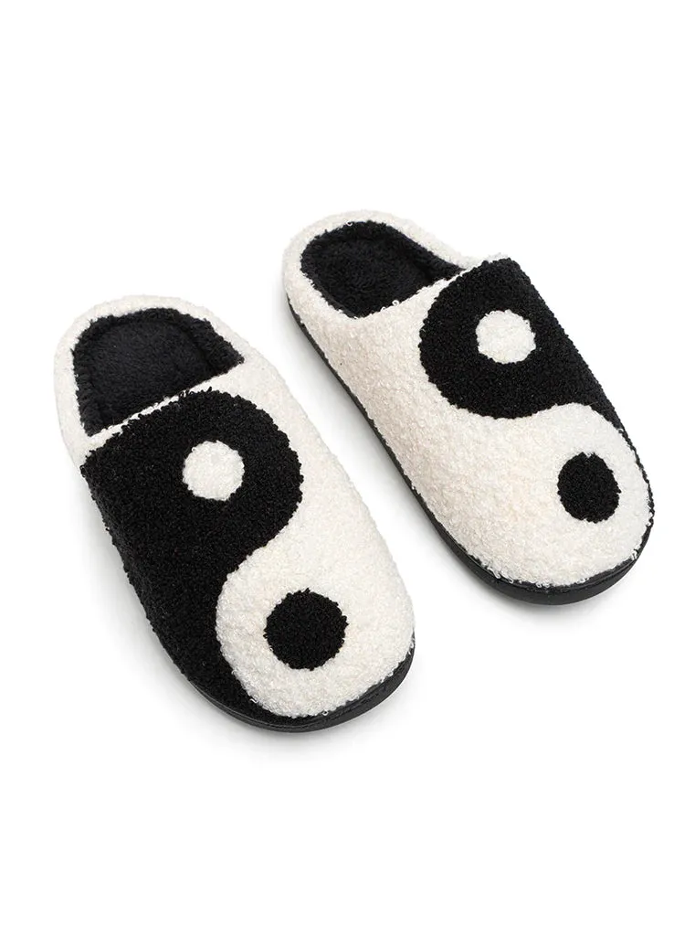 Yin-Yang Slipper